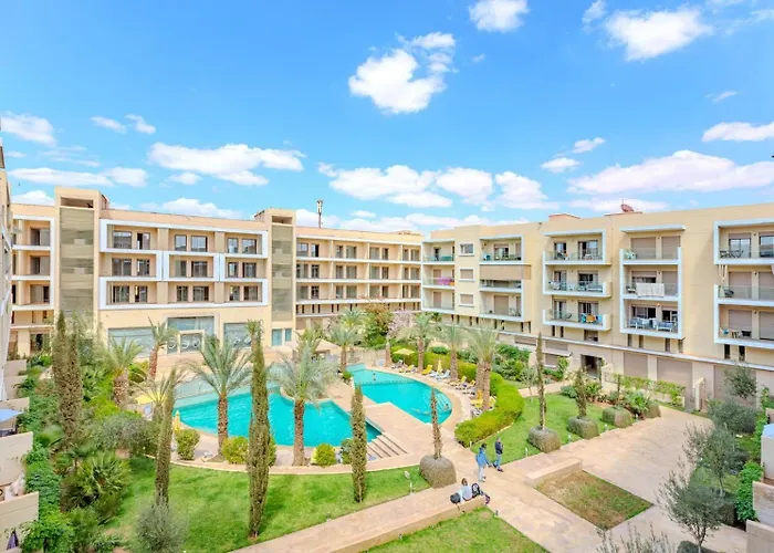 Royal Deluxe Platinum - Marrakech, Luxe Pool View